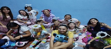 Pijamas de azul y rosa